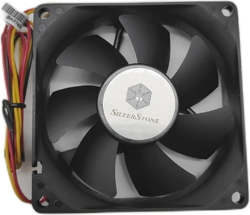 Refroidissement boîtier PC 80mm SilverStone FN81 pour usage intensif