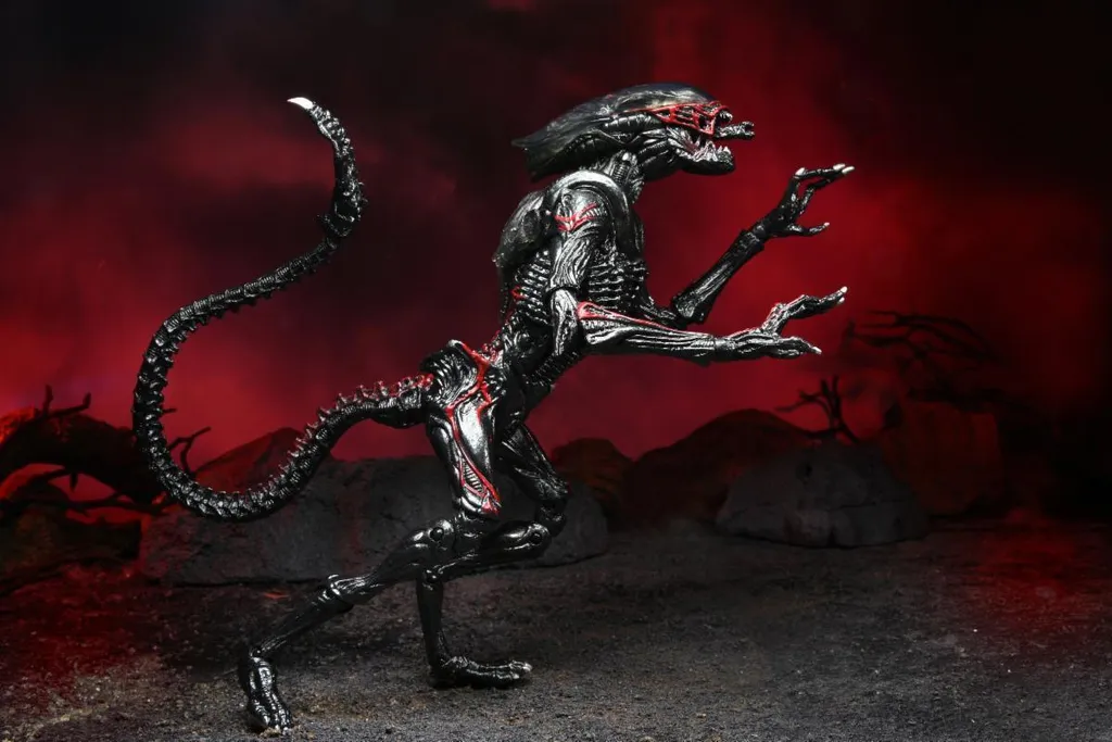 Alien Night Cougar NECA Kenner Tribute avec queue flexible de 23 cm - 4