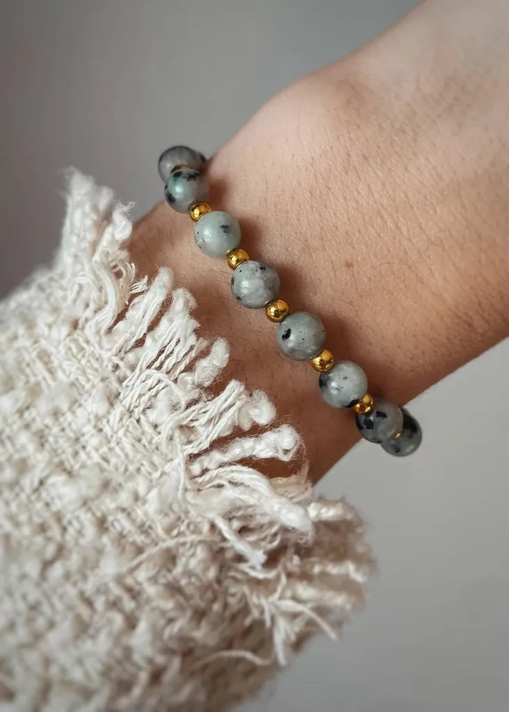 Bracelet quartz bleu de sérénité pour méditation et yoga zen