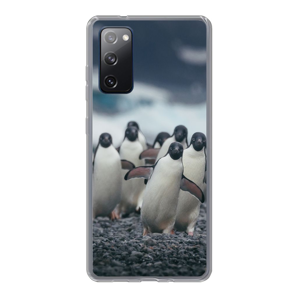 MuchoWow Handyhülle Schutzhülle Hülle für Samsung Galaxy S20 FE Adeliepinguine am Strand Silikon Softcase Handy Hülle - Abdeckung