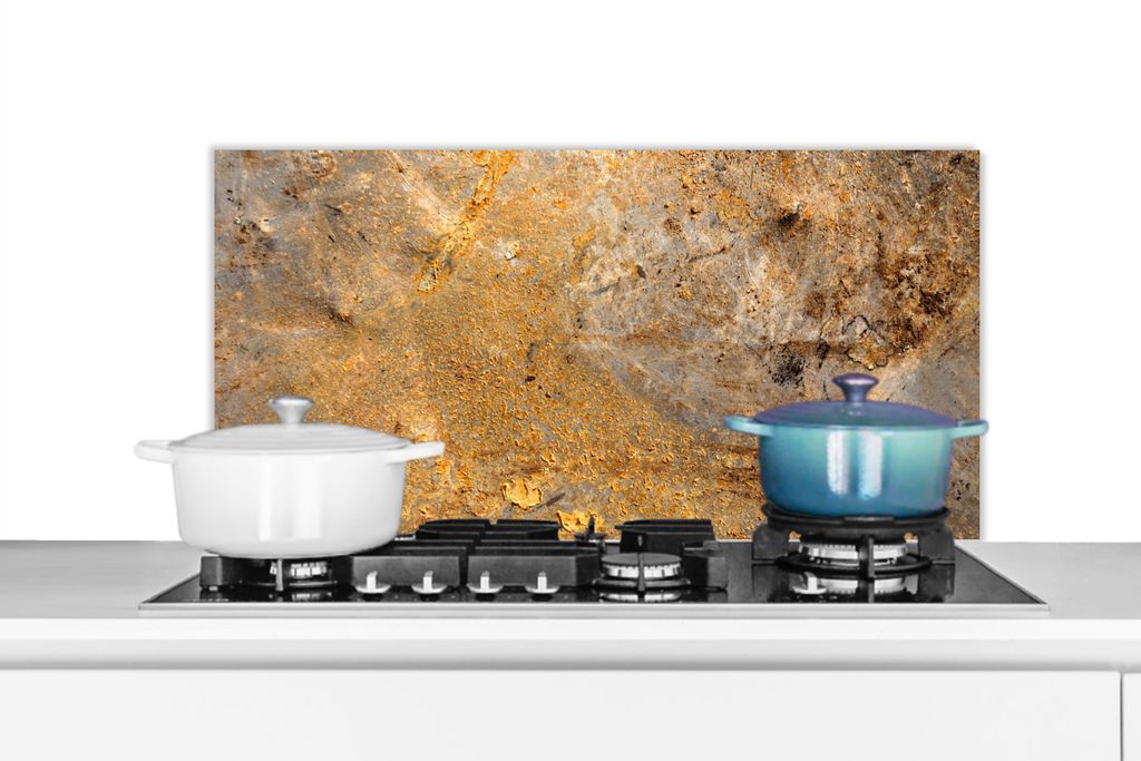 KitchenYeah Spritzschutz Küche - Küchenrückwand - Wandschutz für Herd und Spüle - Metall - Rost - Gold - Grau - Textur 90x45 - Alu-Dibond (...