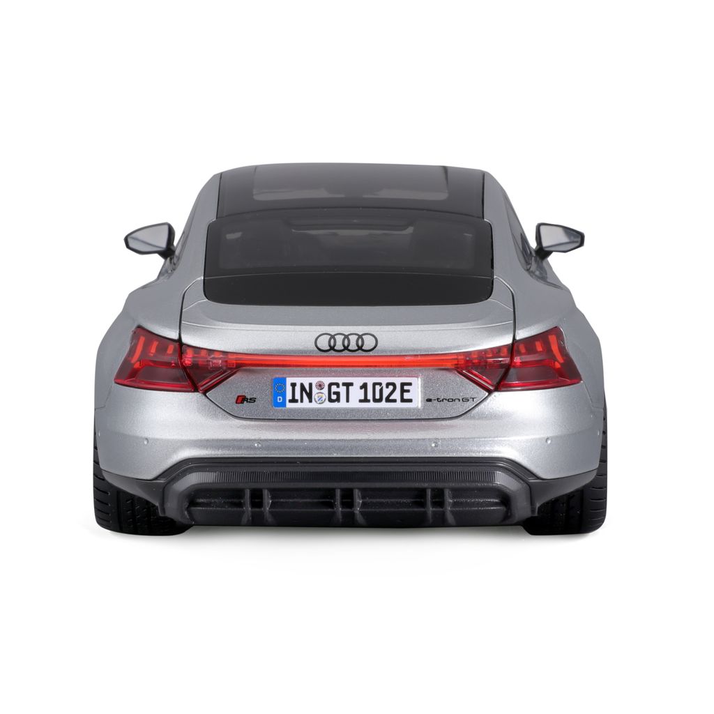 Audi RS e-tron GT strieborná 1:18 BBURAGO Obrázok produktu 5