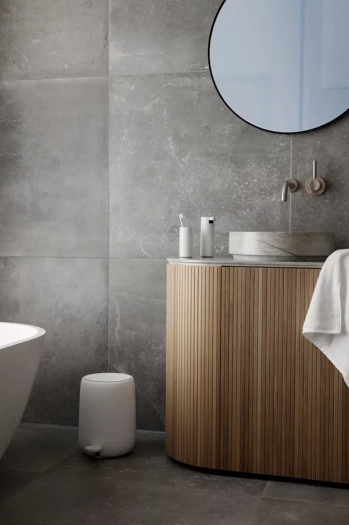 Blomus Modo 66259: Dosatore Sapone Parete Nero Titanio - Lusso Minimal - 5