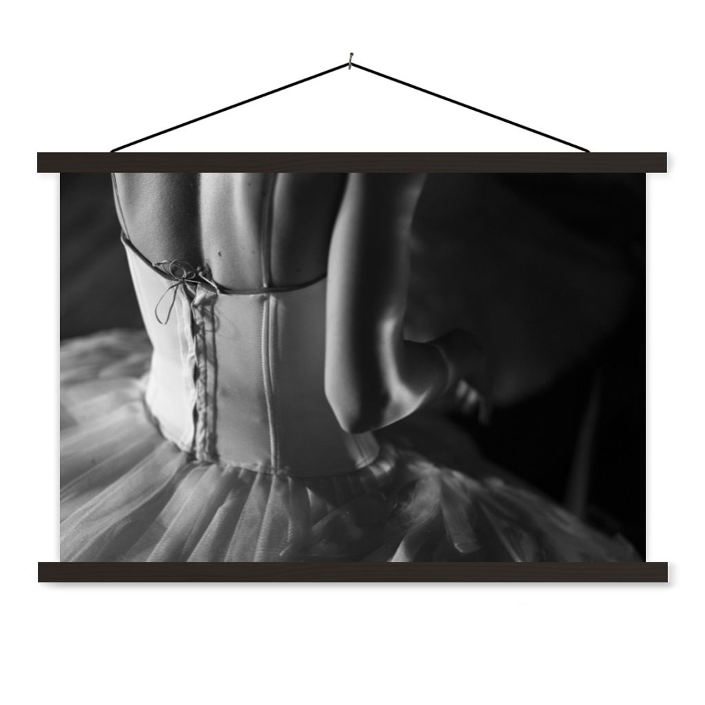 MuchoWow Textilposter Balletttänzerin in einem Tutu 150x100 cm mit schwarzem Rahmen - Schlafzimmer