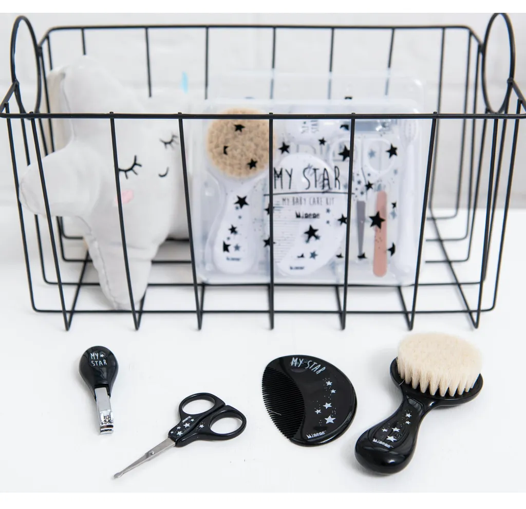 Petite trousse de soin bébé My Star Tiny Noire - Design compact Minene - 4