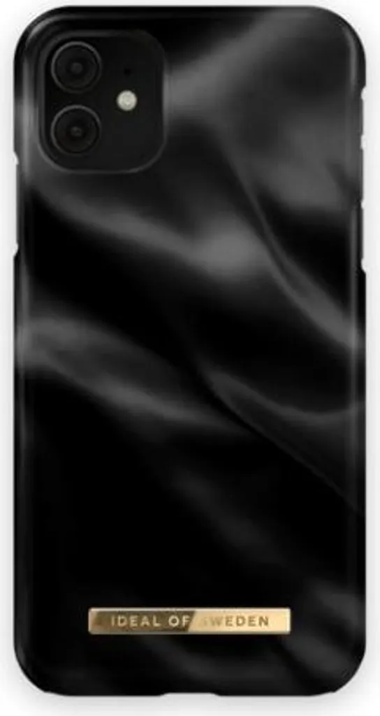 Coque iPhone XR fine et magnétique avec finition noir satiné