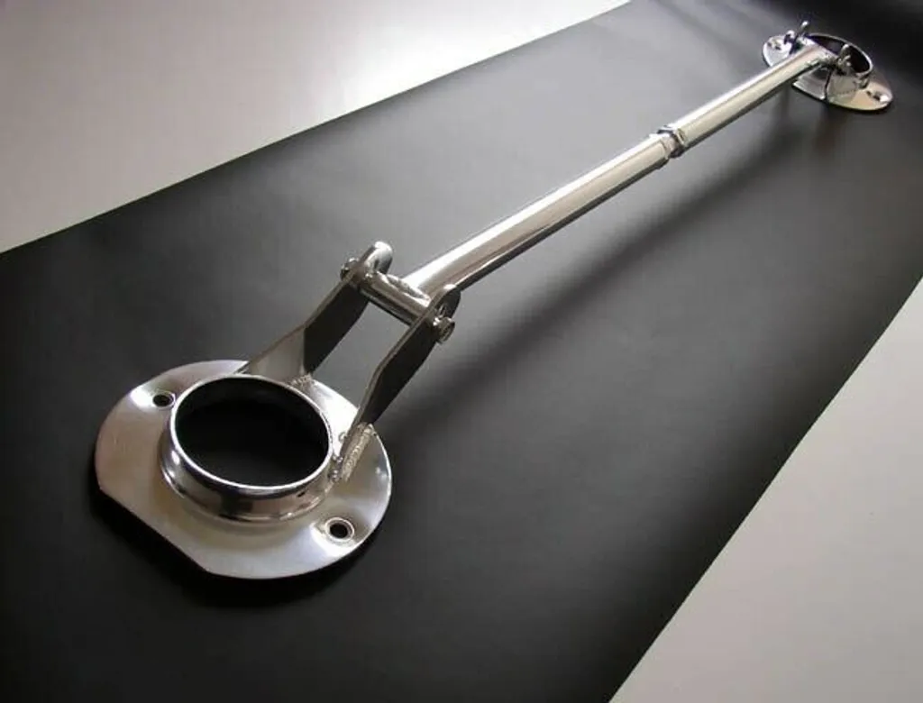 Puntello in alluminio lucidato per VW Golf 1 / Golf 1 Cabrio / Jetta 1