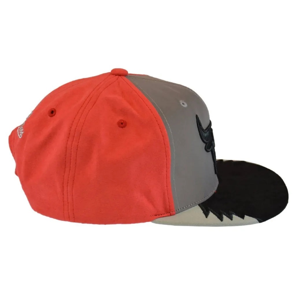 Casquette Réglable Mitchell & Ness HHSS1102 : Fini les Problèmes de Taille