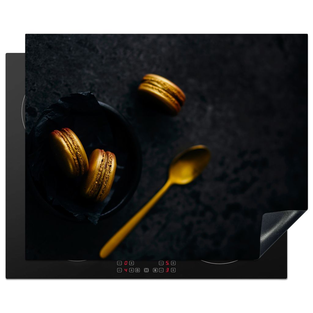 KitchenYeah Herdabdeckplatte Makronen - Löffel - Gold - Schwarz - Stilleben , 65x52cm, Küche Deko, Glaskeramikkochfeld Herdabdeckung, Abdeckpla...