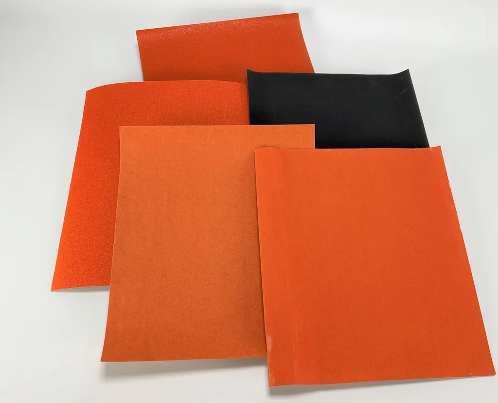 Papier à poncer bois et peinture Flint pour rénovation meuble 55 pcs