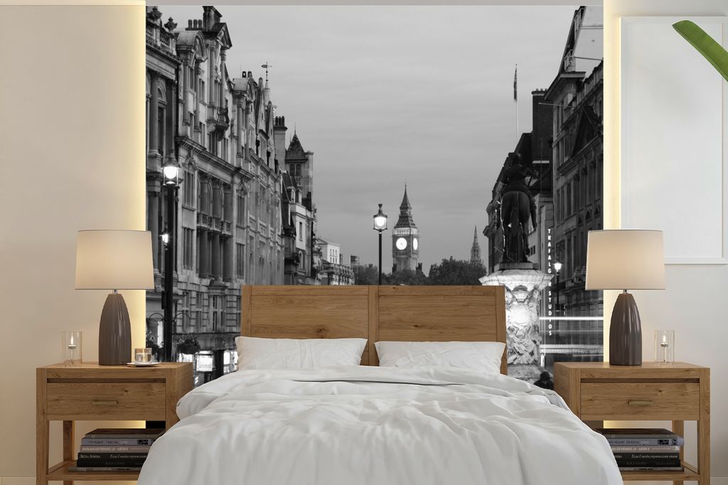 MuchoWow Fototapete für Wohnzimmer oder Schlafzimmer Wandtapete Vinyl Motivtapete Starker Verkehr rund um den Trafalgar Square in London - schwa...