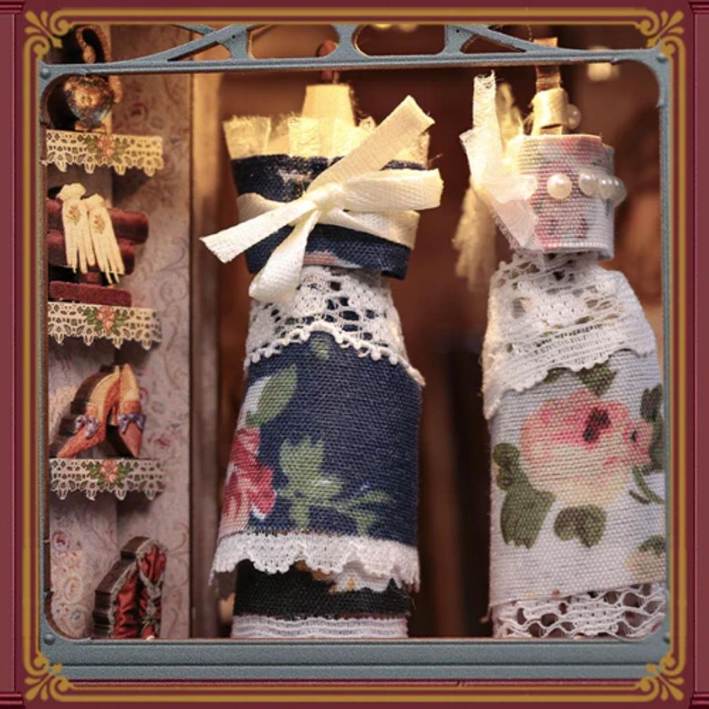 Marguerite Tailor CuteBee DIY Book Nook miniaturní domeček Obrázek produktu 