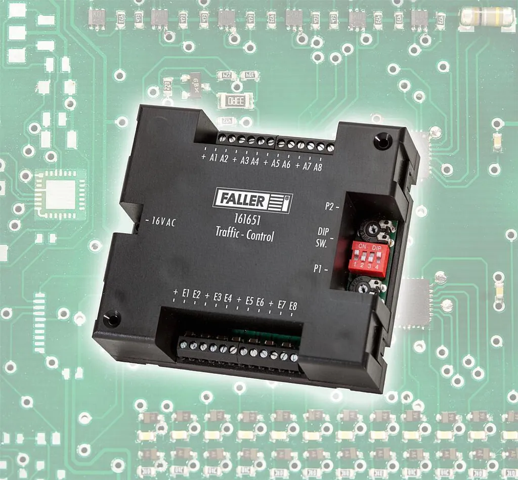 Automatisez vos Routes avec le Faller 161651 Traffic-Control HO