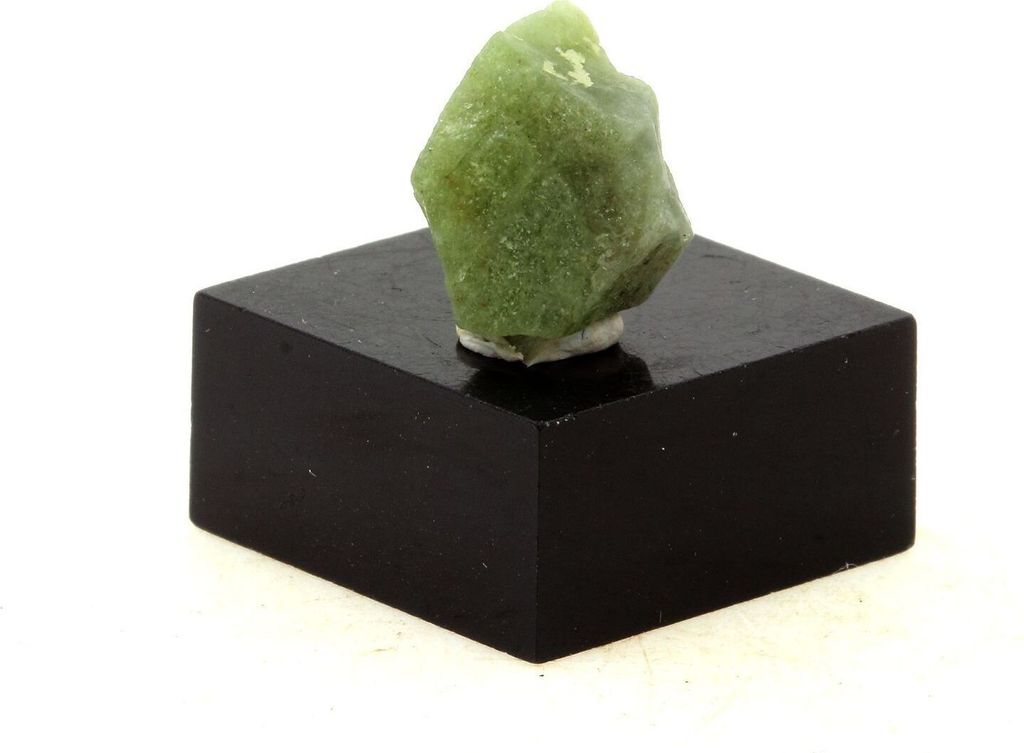 Peridot 7.280 Karat