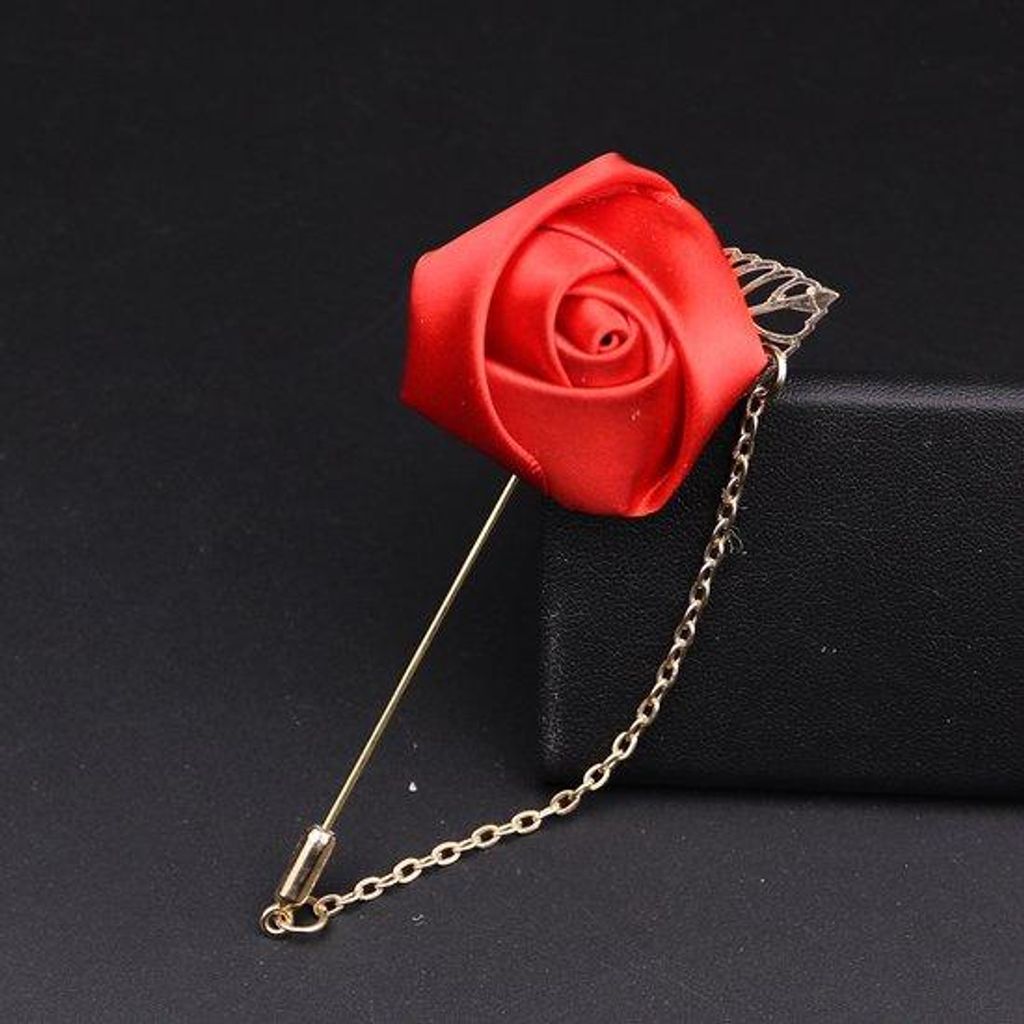 Zwei elegante Herrenknöpfe aus Seide mit Rosen- und Blattgoldmuster.