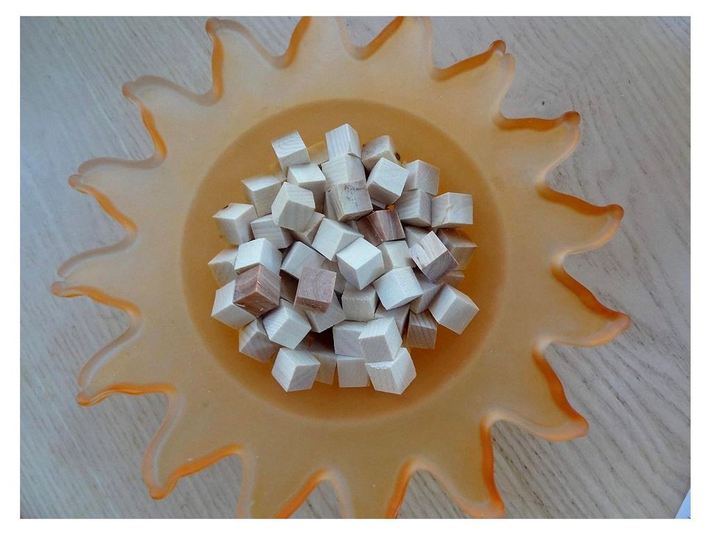 Zirbenwürfel, Zirbenduft, 112 Stück, Größe 12 x 12 x 12 mm