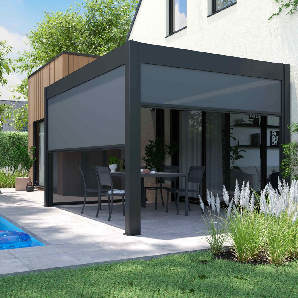 Pergola bioclimatique 3 x 4 m autoportée avec 3 stores gris Image du produit 