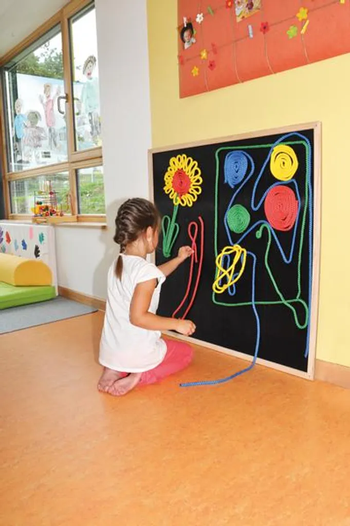 Panneau velcro noir 1m sans punaise ni adhésif pour mur propre