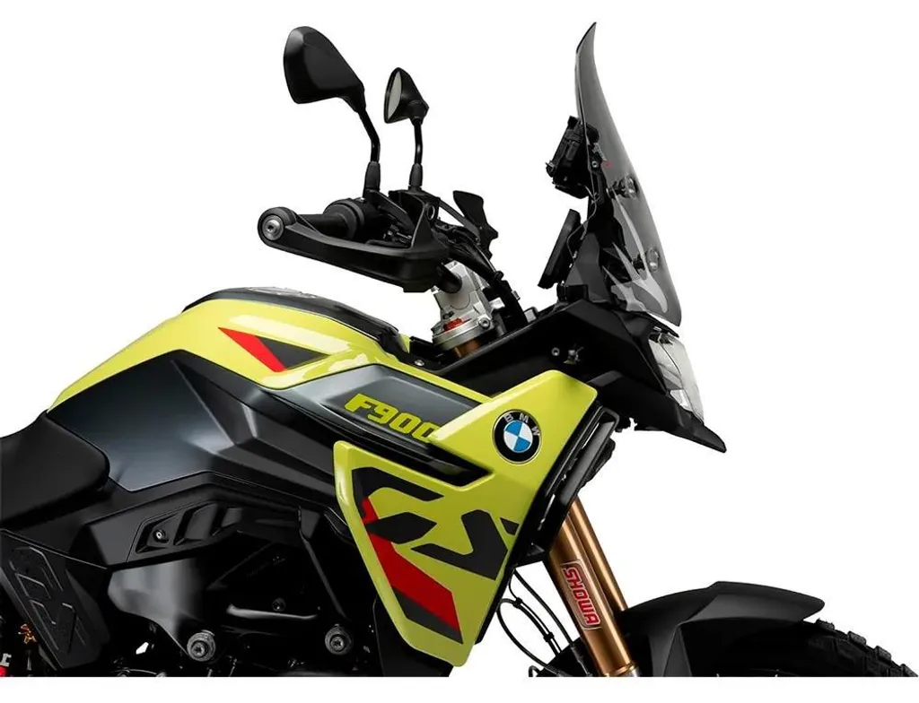 Réduire le vent sur BMW F900GS avec la bulle fumée PUIG 21980H haute - 3