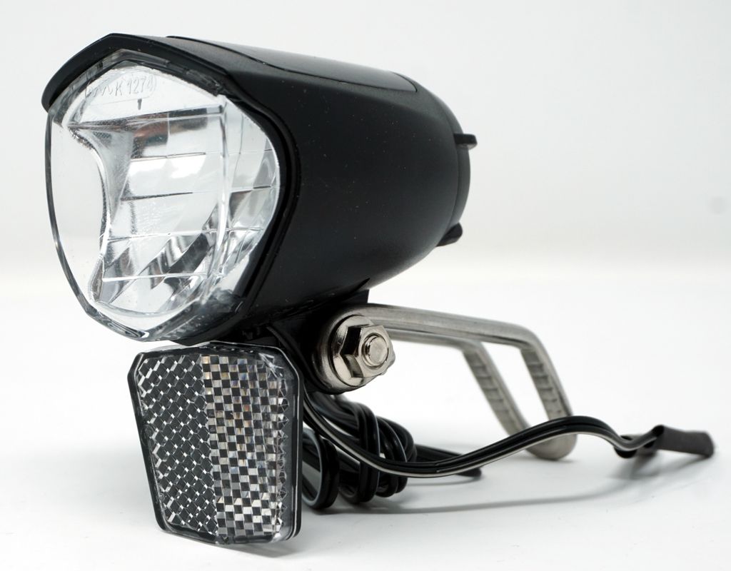 motorrad scheinwerfer. Lampe am Fahrrad. Beleuchtungskörper