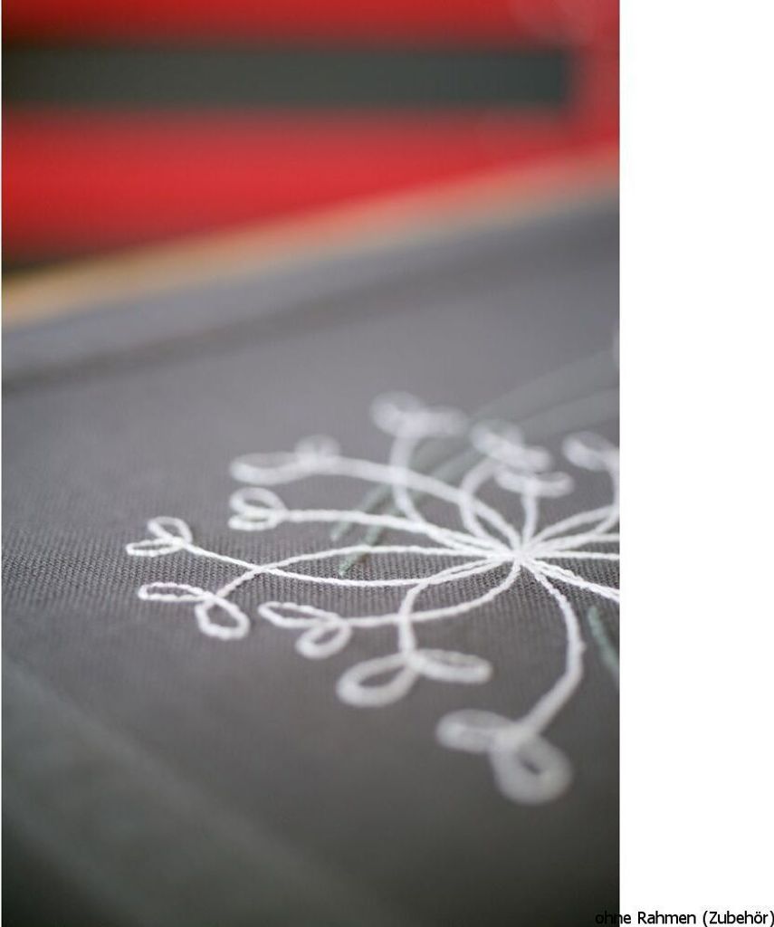 Vervaco Bedruckter Tischläufer "Weiße Blumen & Gräser", Stickbild vorgezeichnet