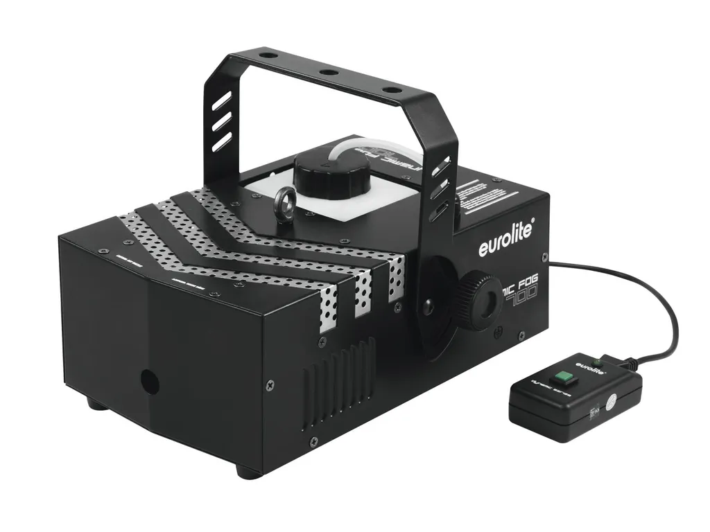 Machine à fumée avec effet de lumière Eurolite Dynamic Fog 700 compacte