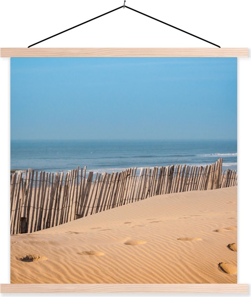 MuchoWow Textilposter Strand - Meer - Pfähle 40x40 cm mit holzfarbenen Rahmen - Posterleiste