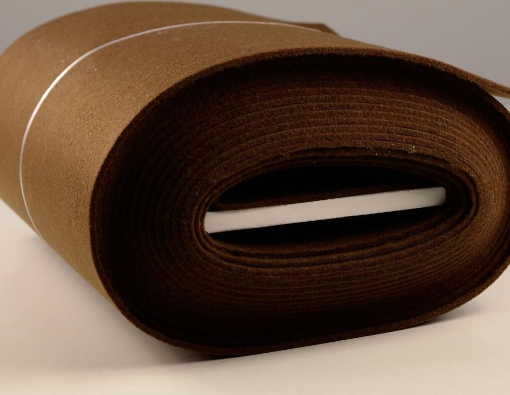 Bastelfilz CARSTEN Braun uni, Deko, Basteln, Handwerk, Weihnachtsfilz, ca. 670 g/m², ca. 0,25 m lang, ca. 0,45 m breit, ca. 4-5 mm stark, Stoffe M...