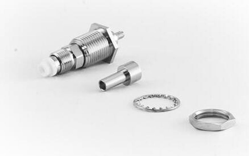 FME Einbaubuchse für RG174 Kabel, Crimp Version
