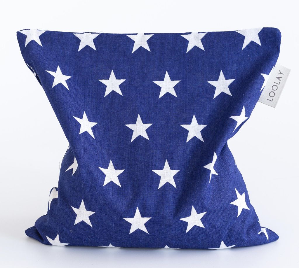 STERNE DUNKELBLAU Kirschkernkissen 20x20 cm (350g) Wärmekissen Kältekompresse Handgemacht Geschenk Natürlich & Nachhaltig Baumwolle Premium Qual...