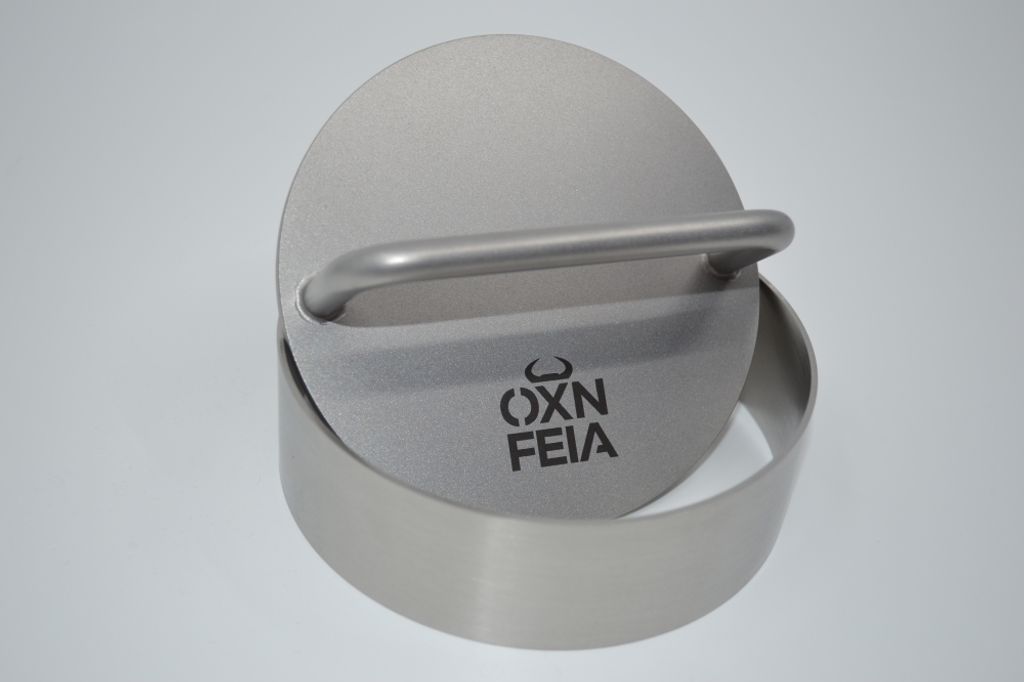OXNFEIA Burgerpresse mit Branding und Holzbox