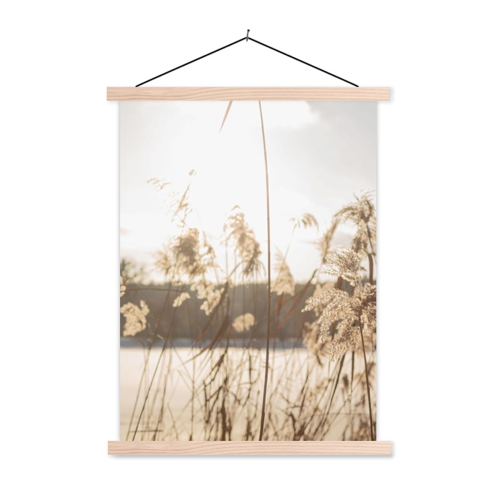 MuchoWow Textilposter Wasser - Pampasgras - Pflanzen 60x80 cm mit holzfarbenen Rahmen - Wandbild