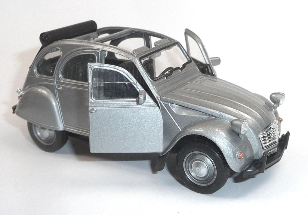Modellauto Citroen 2CV Ente ca. 1:34 Spritzguss ca. 12cm Produktbild 
