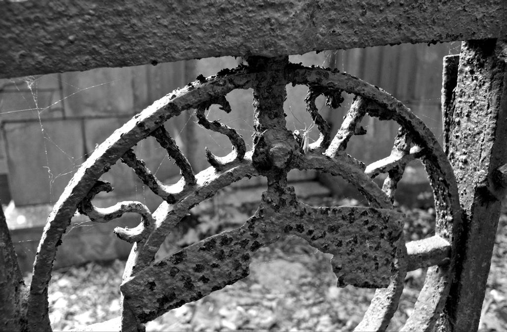 hansepuzzle 58756 - Rost Puzzle, 500 Teile, Hintergründe, 46,0 x 30,0cm mit hochwertiger Aufbewahrung, Kartonbox und wiederverschließbarem Beutel