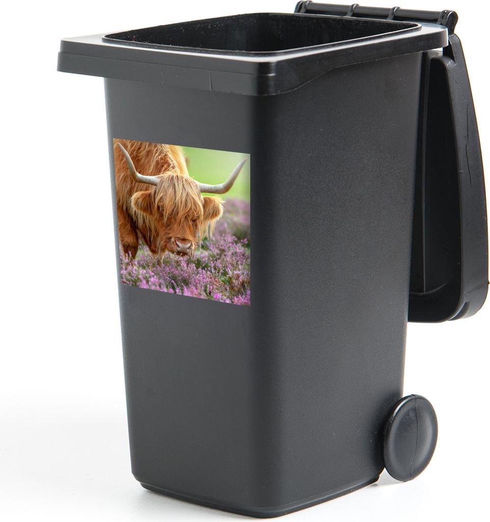 MuchoWow Mülltonnenaufkleber Schottischer Highlander - Lila - Blumen 40x40 cm - Abfall-Aufkleber - Container - für Abfallcontainer