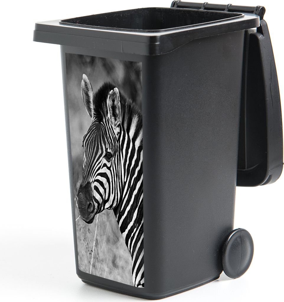 MuchoWow Mülltonnenaufkleber Zebra-Porträt 38x80 cm - Behälteraufkleber - Mülleimer-Aufkleber - Container-Aufkleber