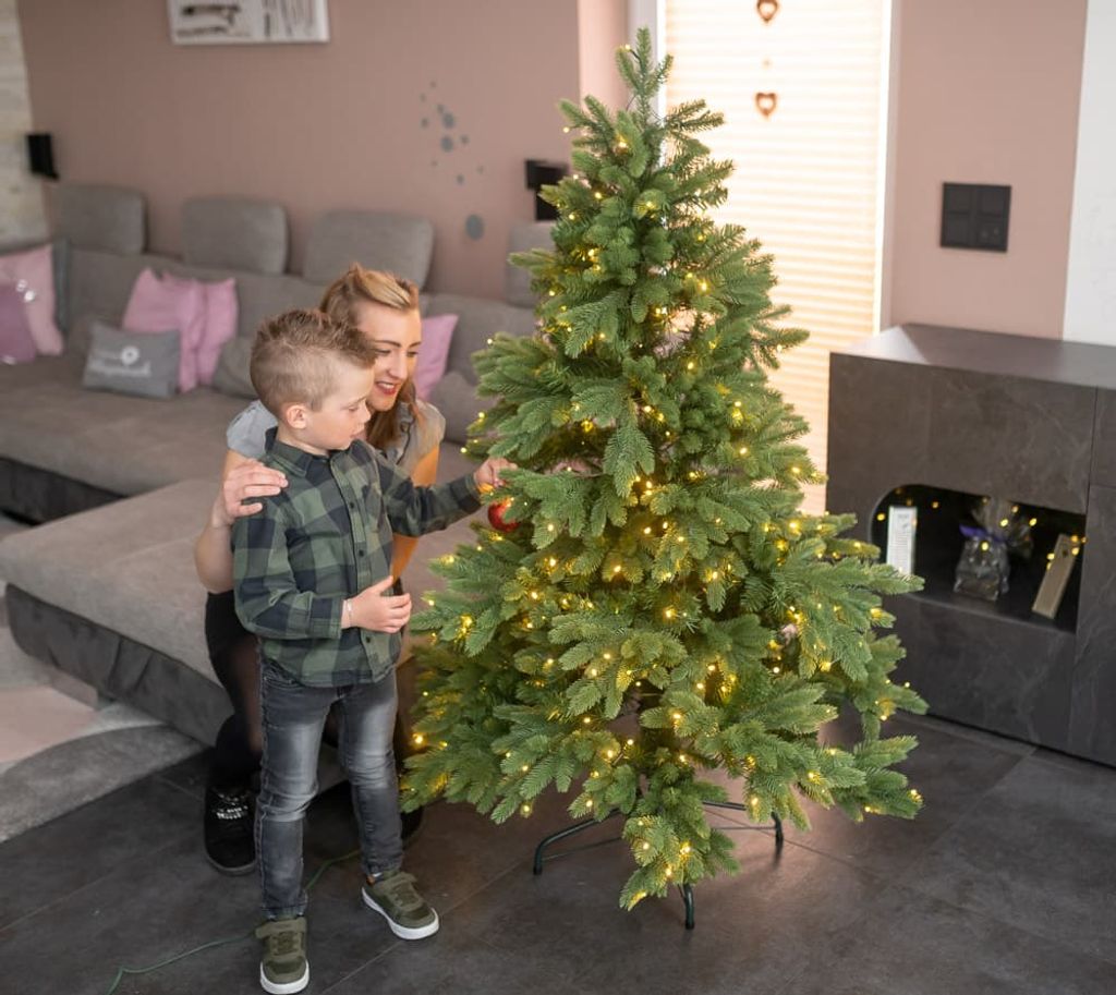 Evergreen Künstlicher Weihnachtsbaum Roswell | Kaufland.de