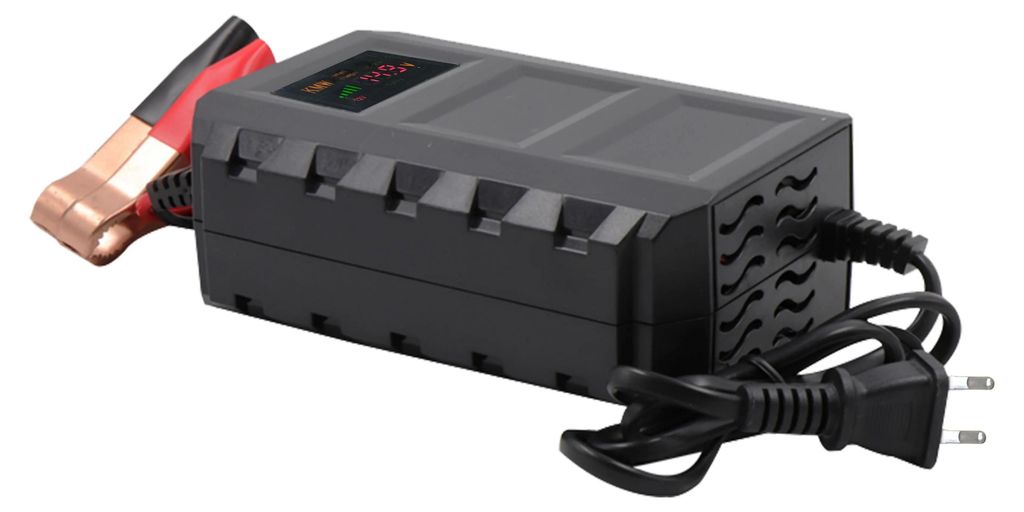 12V Batterieladegerät - Intelligentes Ladegerät - LED-Display - 3-stufiges Laden - Schutzfunktionen - AC 100–240 V - Armeegrün