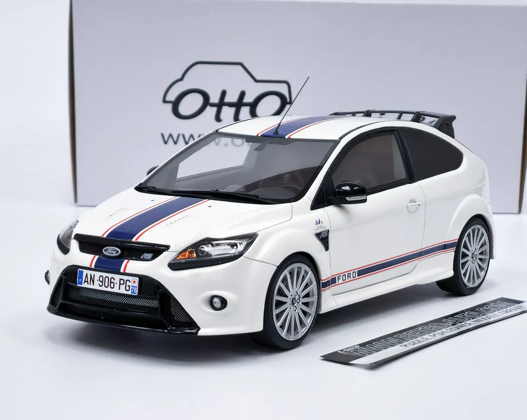 Ford Focus RS MKII Le Mans 2010 Blanche OttOmobile 1:18 G040 Miniature