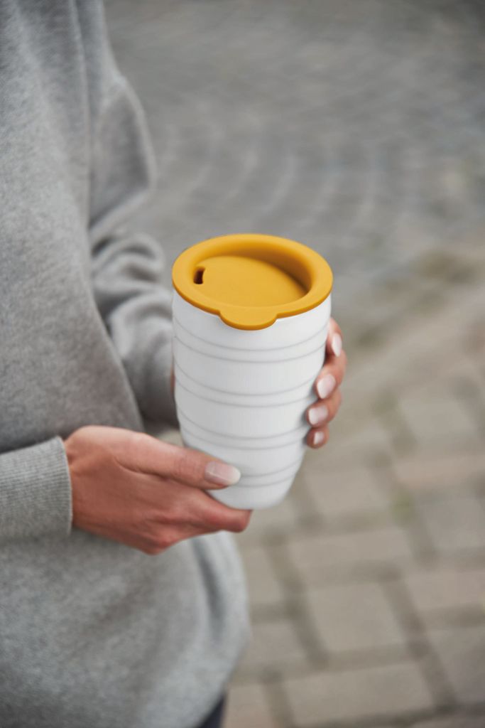 ASA Selection thermo Thermobecher Twisted, Kaffeebecher, Kaffee Becher, Tasse, Porzellan, Grau, 350 ml, 33715024