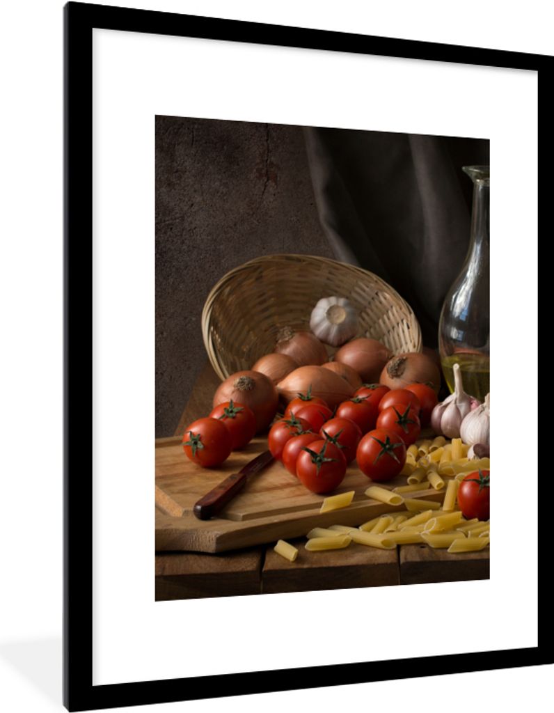 MuchoWow Gerahmtes Poster Schneidebrett - Gemüse - Stillleben - Pasta - Aus - Tomate - Schneidebrett 60x80 cm - Poster mit Schwarzem Bilderrahme...