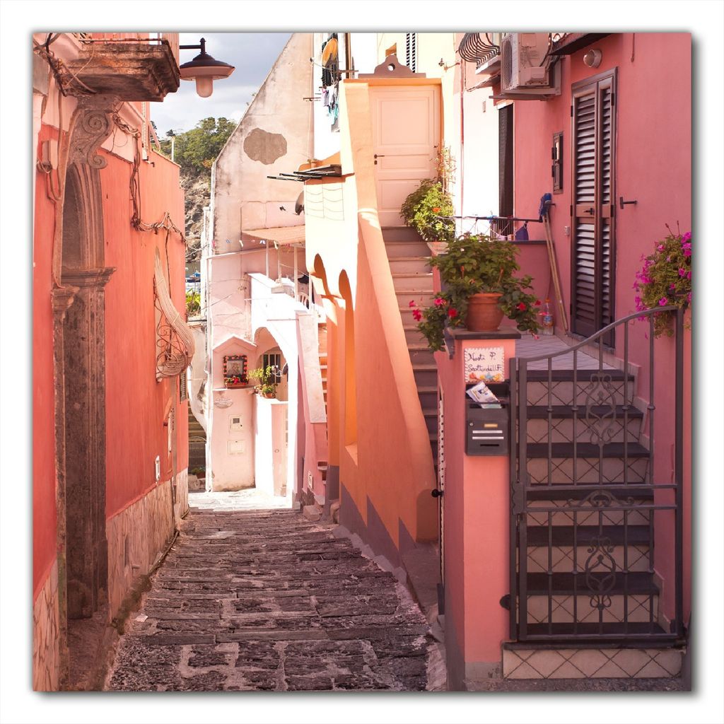 Wallario selbstklebende Möbelfolie/ Tischdecke für Innen und Außen, Größe: 80 x 80 cm - Südländische Gasse- Italien bei Sonnenschein