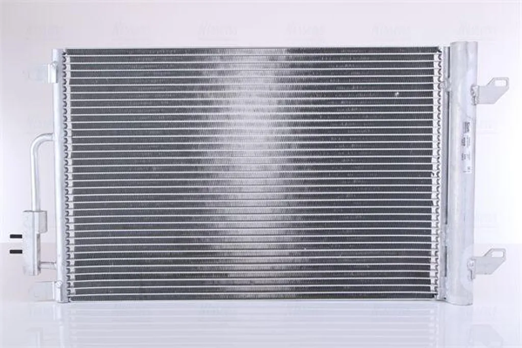 Condenseur de clim sans fuite Nissens 940015 remplace OE 51702350