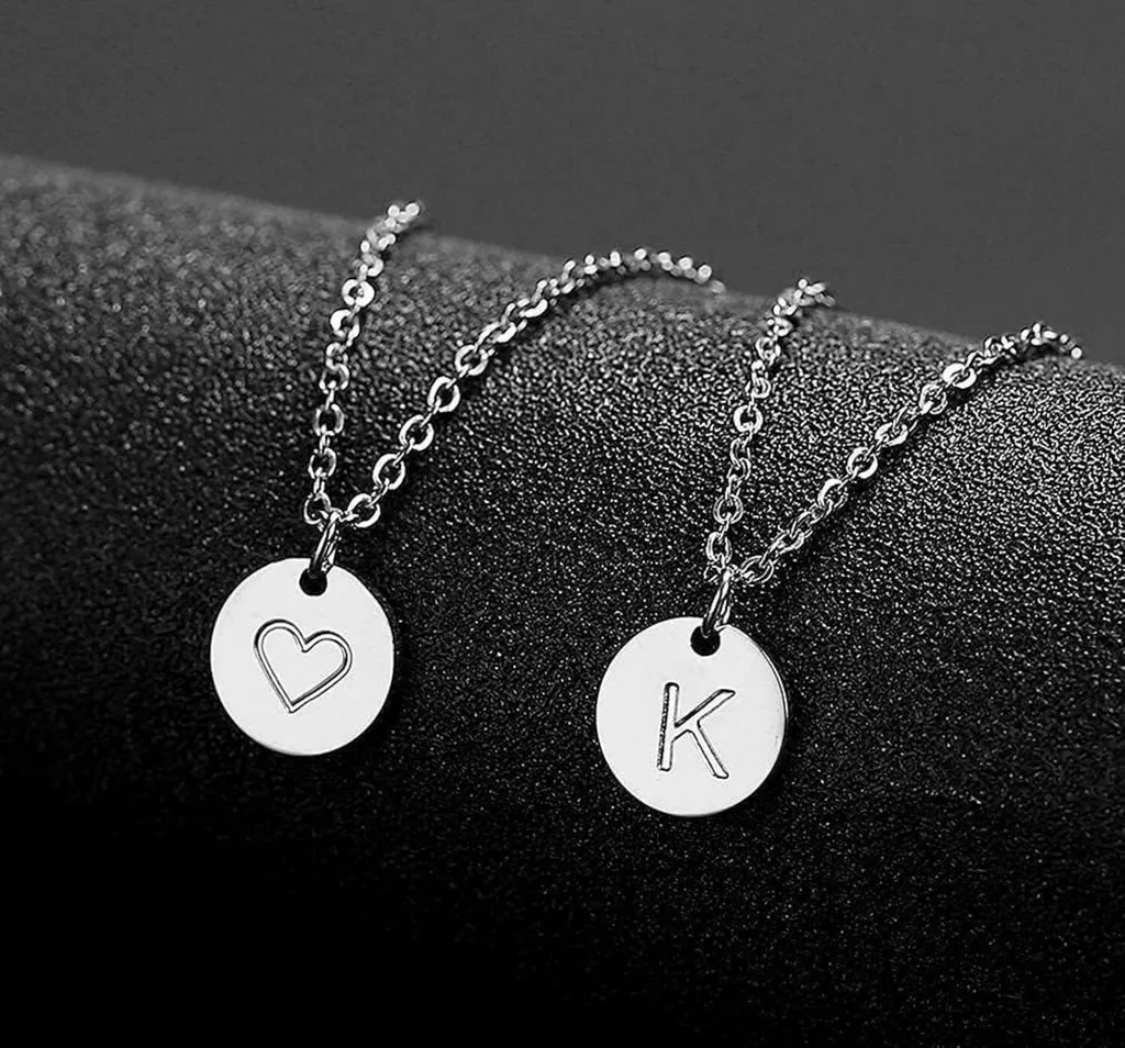 Collana con Lettera Iniziale Oro Rosa e Argento: Trend Regalo 2025 - 11