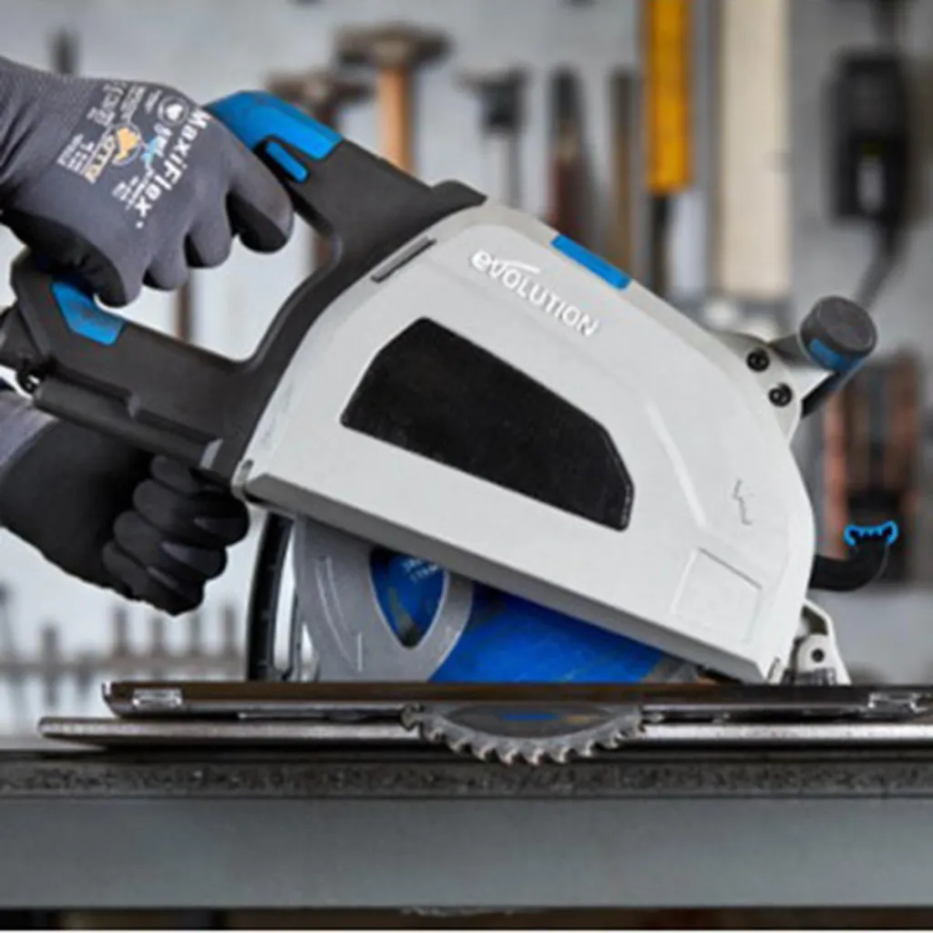 Scie circulaire pour acier S210CCS Evolution avec lame carbure 210 mm