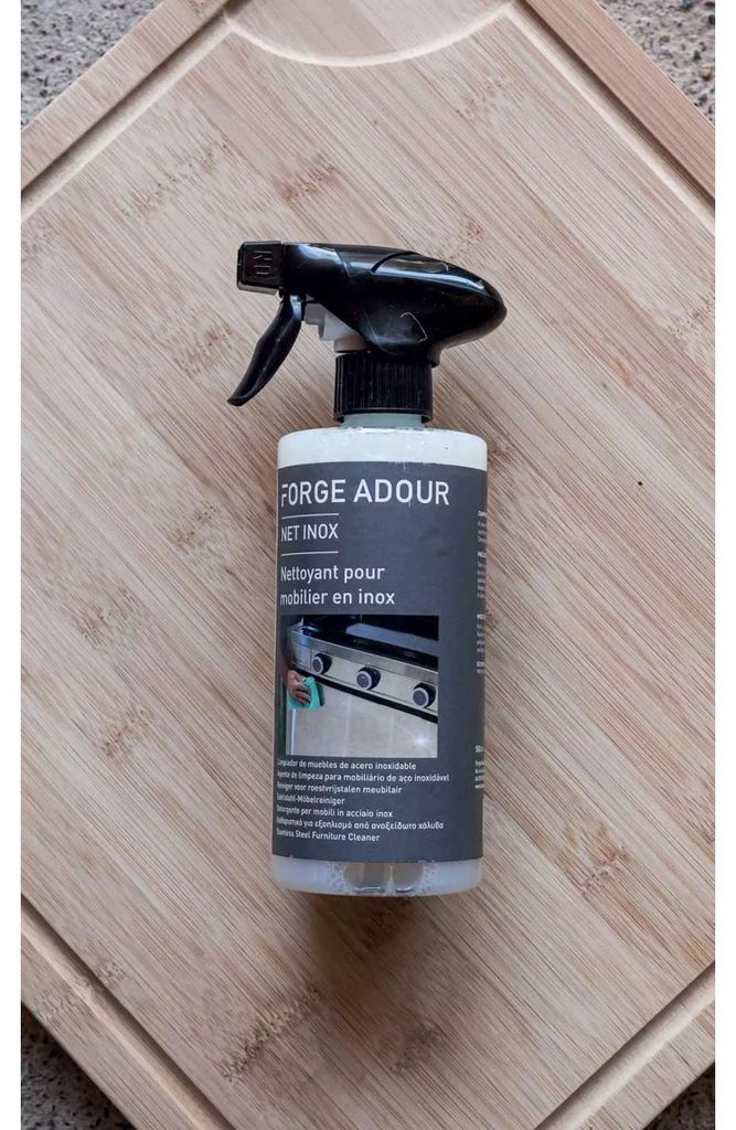 Reinigung von grillplatten und zugehörigen möbeln Forge adour NETINOXECO
