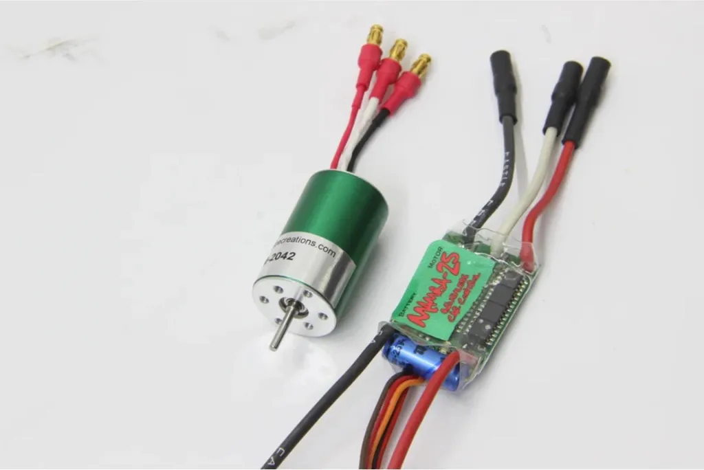Jamara Mamba Brushless 1:18 Sport - La Solution RC Rapide et Durable