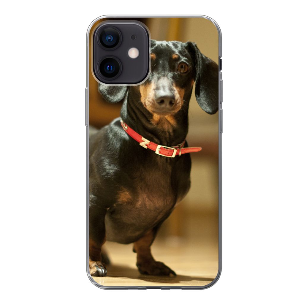 MuchoWow Handyhülle Schutzhülle Hülle für iPhone 12 Porträt eines schwarzen Dackels Silikon Softcase Handy Hülle - Schutzhülle