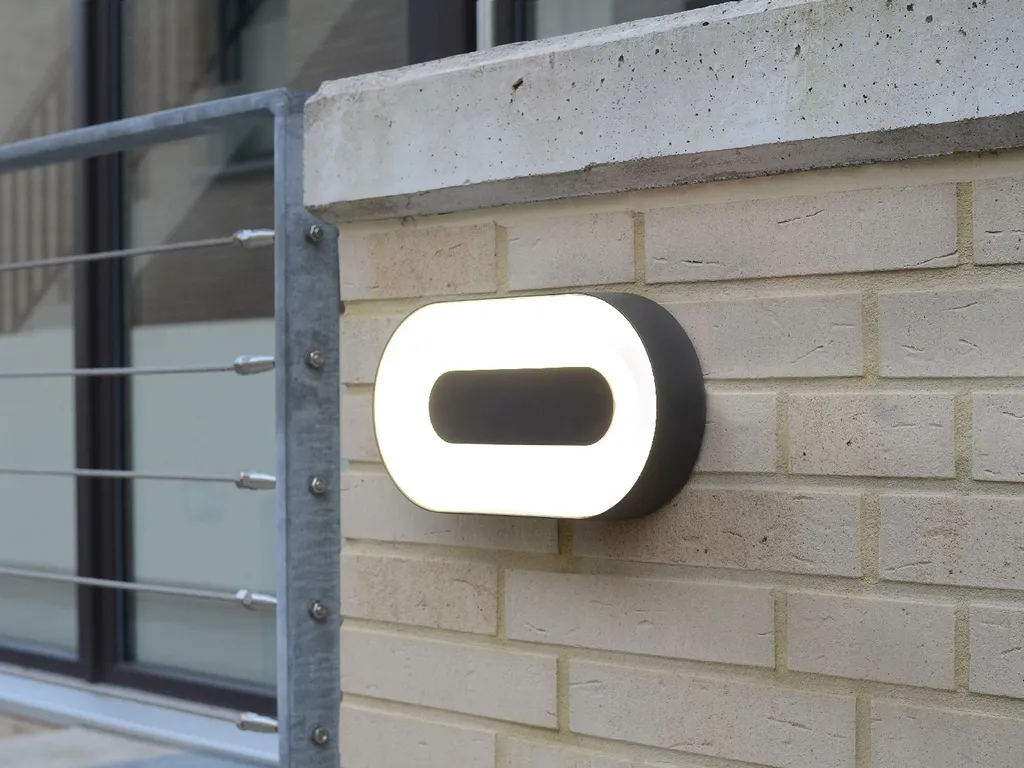 Lampada LED Esterno Ublo IP44 Grigio 28cm - Facile Installazione