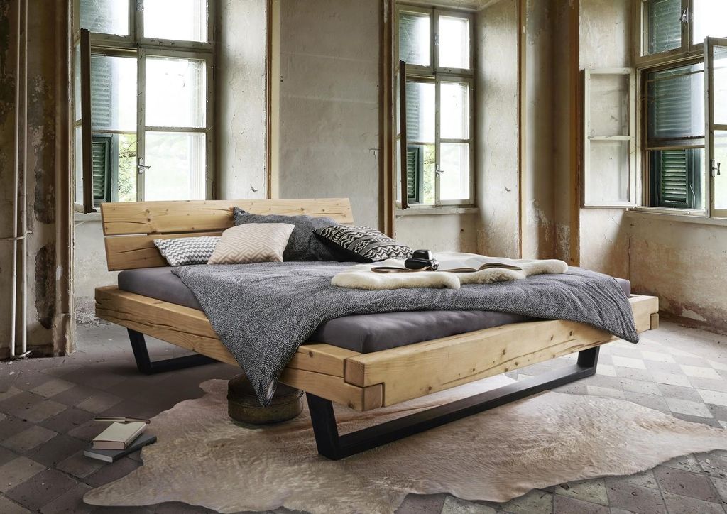 Monaco Balkenbett 180x200 Wildeiche Metallkufe